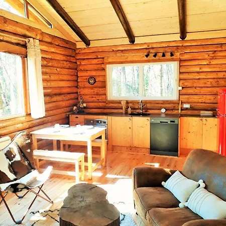 Authentic Nature Retreat: Log Chalets and Tipis with Pool and Lascaux View Les Farges  Exterior photo