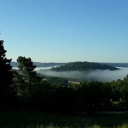 Authentic Nature Retreat: Log Chalets and Tipis with Pool and Lascaux View Les Farges  Exterior photo